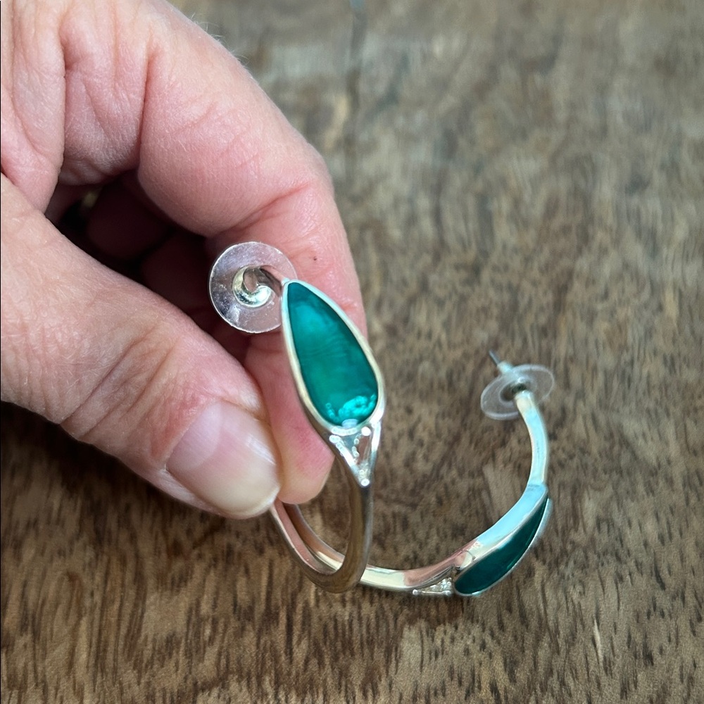 Silver hoops w/teal ✨Bundle Deal✨ - Picture 2 of 6